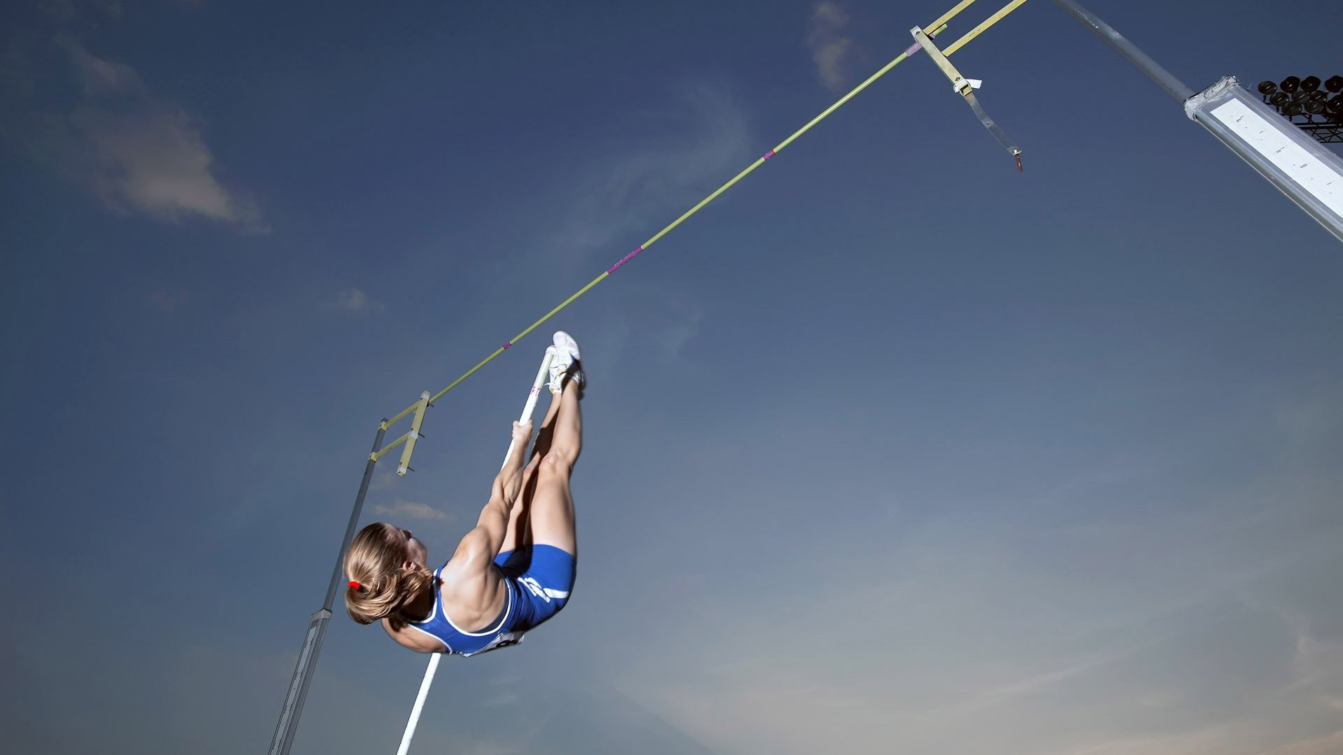 爱游戏网页版-体坛三线捷报，利物浦队长破局、深圳男篮创纪录、MAD瞬间刷屏未来可期